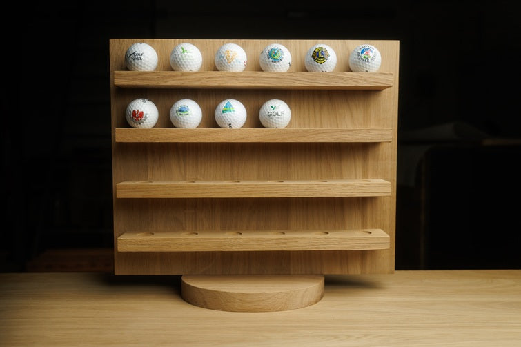 Golfball-Stand-Boarde